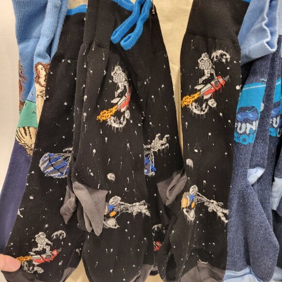 8 pairs of Men's  Socks Whimsical Colourful Colorful Socks - Picture 5 of 7